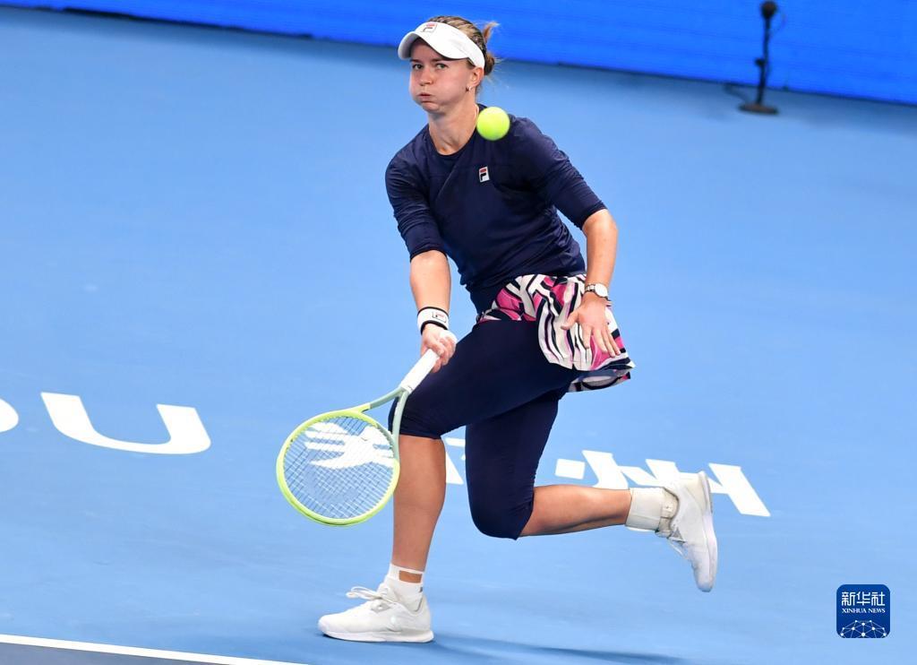 在更大的舞 在更大的舞