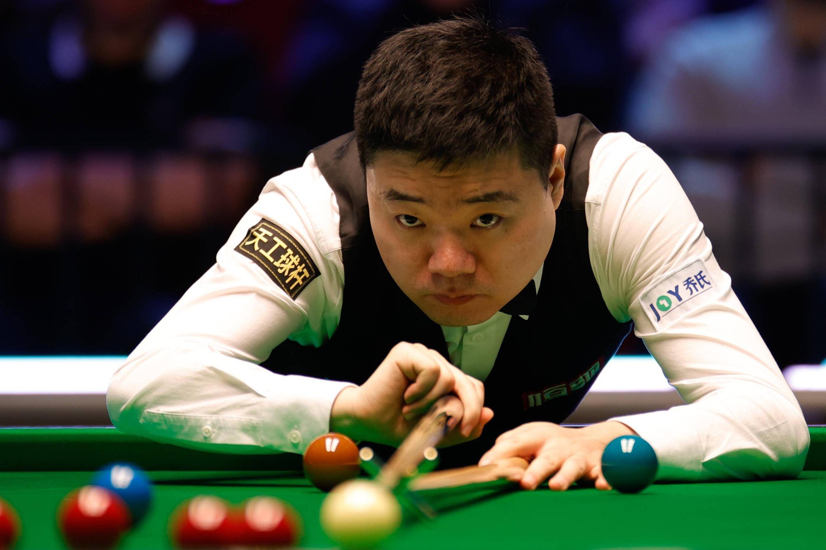 而是凭借精 而是凭借精