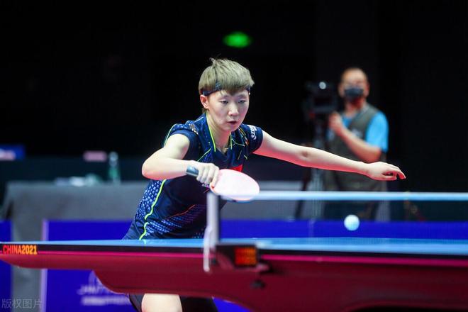 表现不仅在 表现不仅在